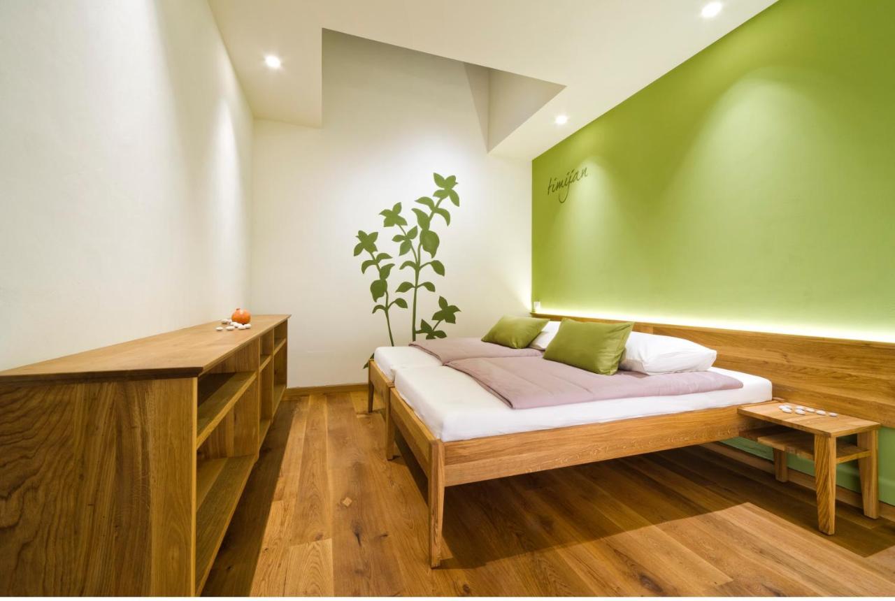 Majerija Otel Vipava Dış mekan fotoğraf