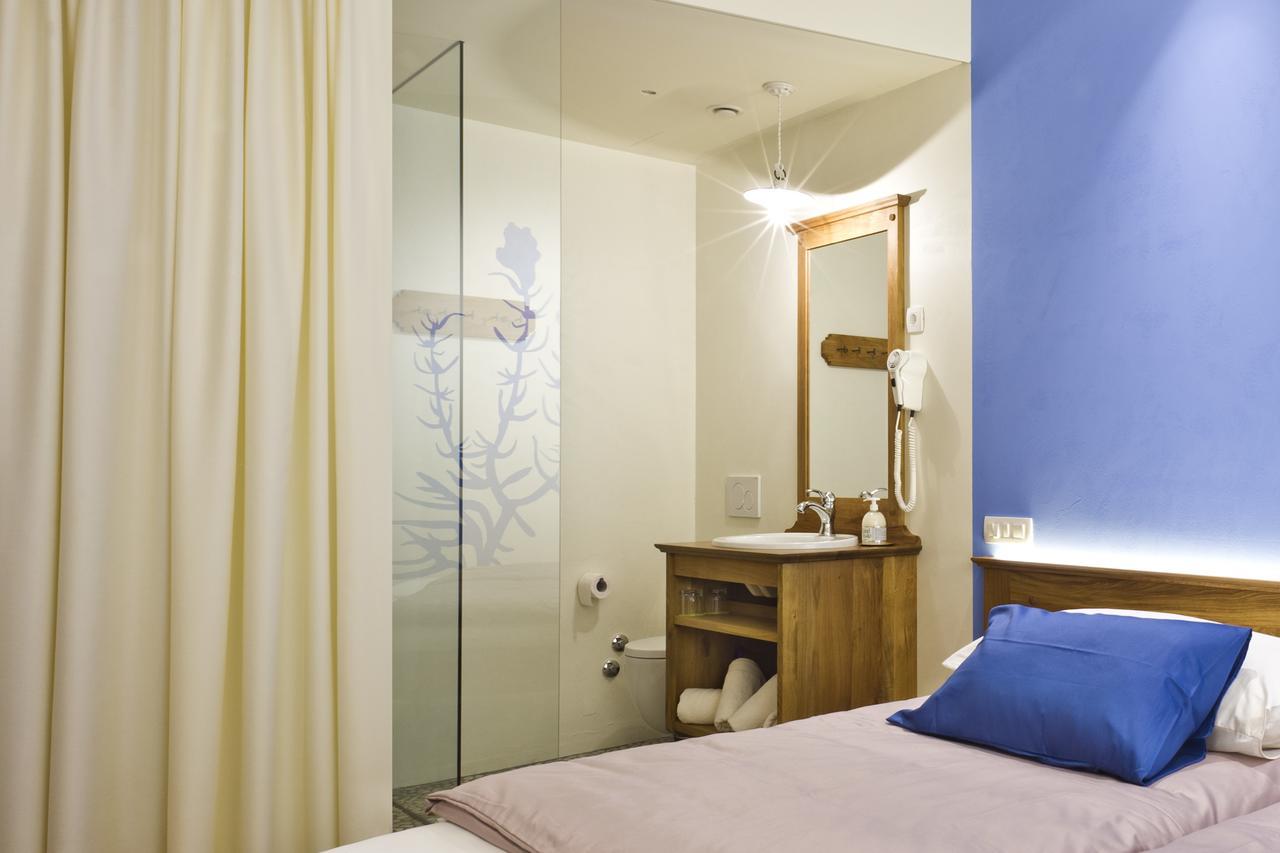 Majerija Otel Vipava Oda fotoğraf